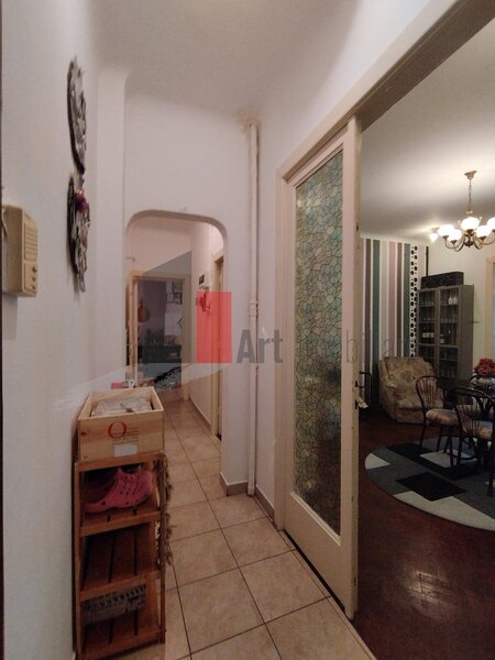 Piata Victoriei, apartament cu 3 camere de vanzare.